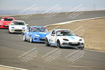 media/Jan-26-2025-CalClub SCCA (Sun) [[cfcea7df88]]/Group 4/Race/